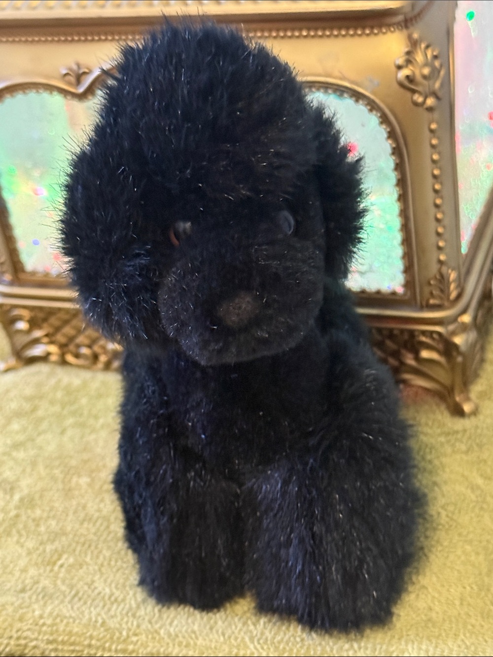 💚Vintage Russ Berrie, Cheri stuffed black poodle.